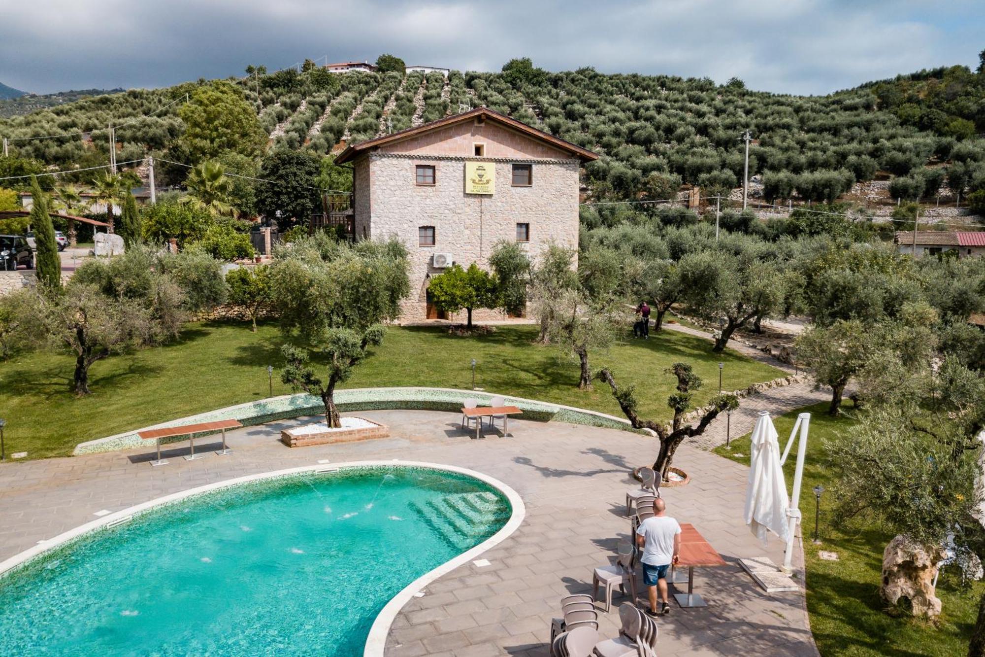 Sonnino Agriturismo Casale Re מראה חיצוני תמונה