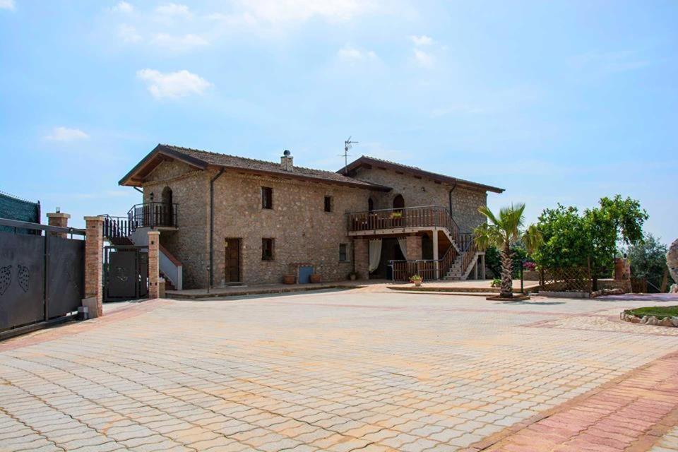 Sonnino Agriturismo Casale Re מראה חיצוני תמונה