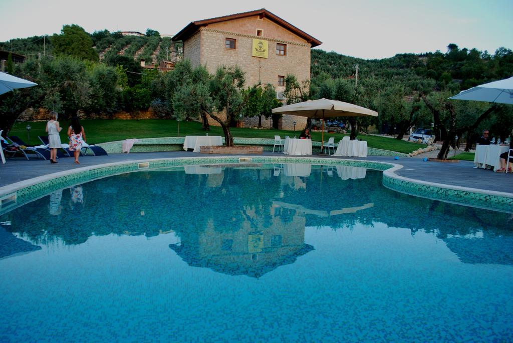 Sonnino Agriturismo Casale Re מראה חיצוני תמונה