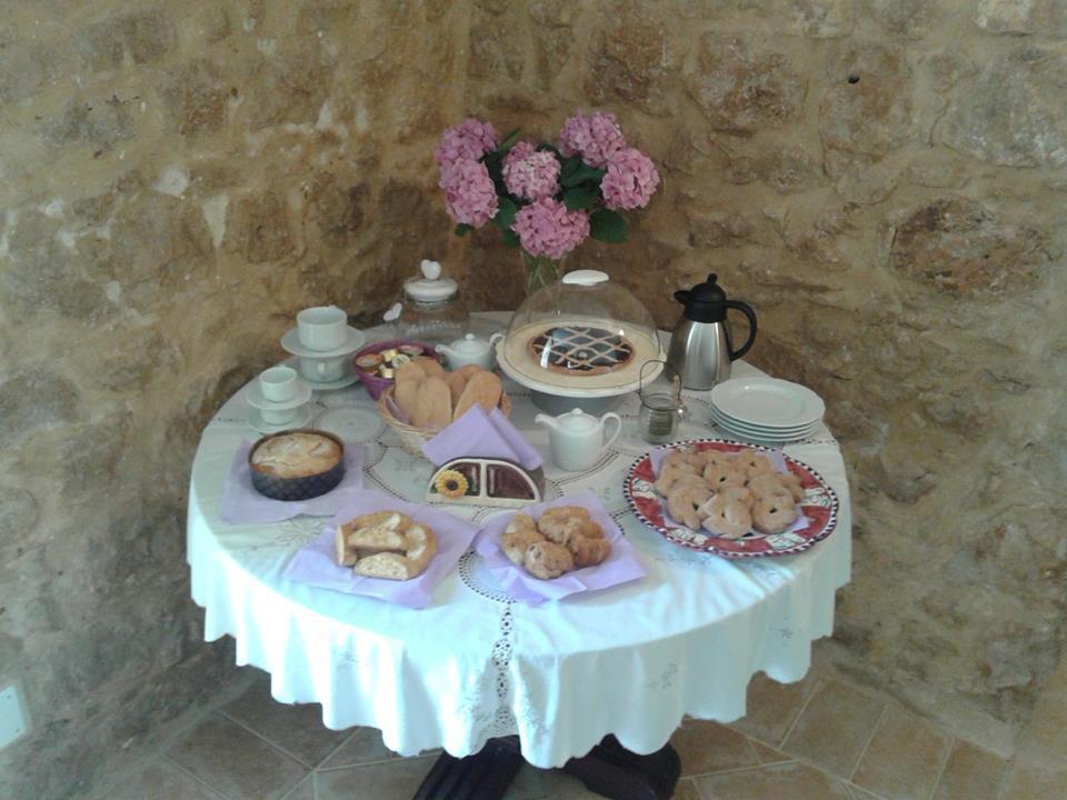 Sonnino Agriturismo Casale Re חדר תמונה