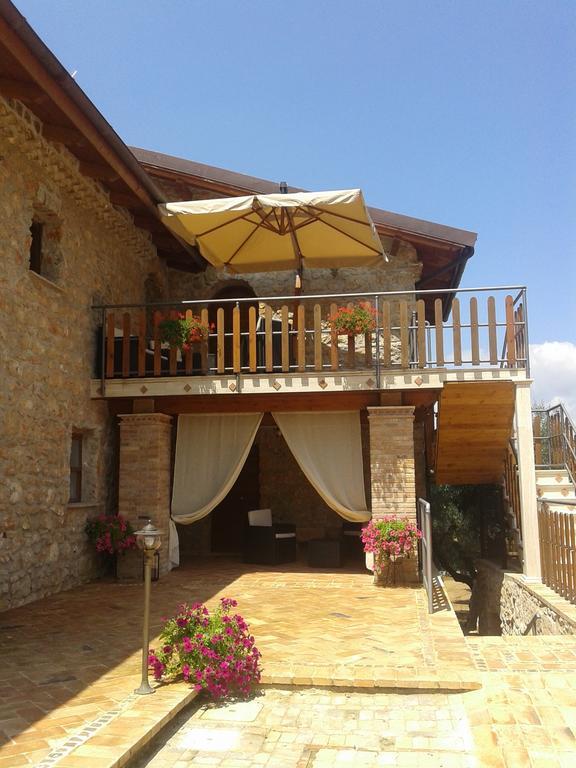 Sonnino Agriturismo Casale Re מראה חיצוני תמונה
